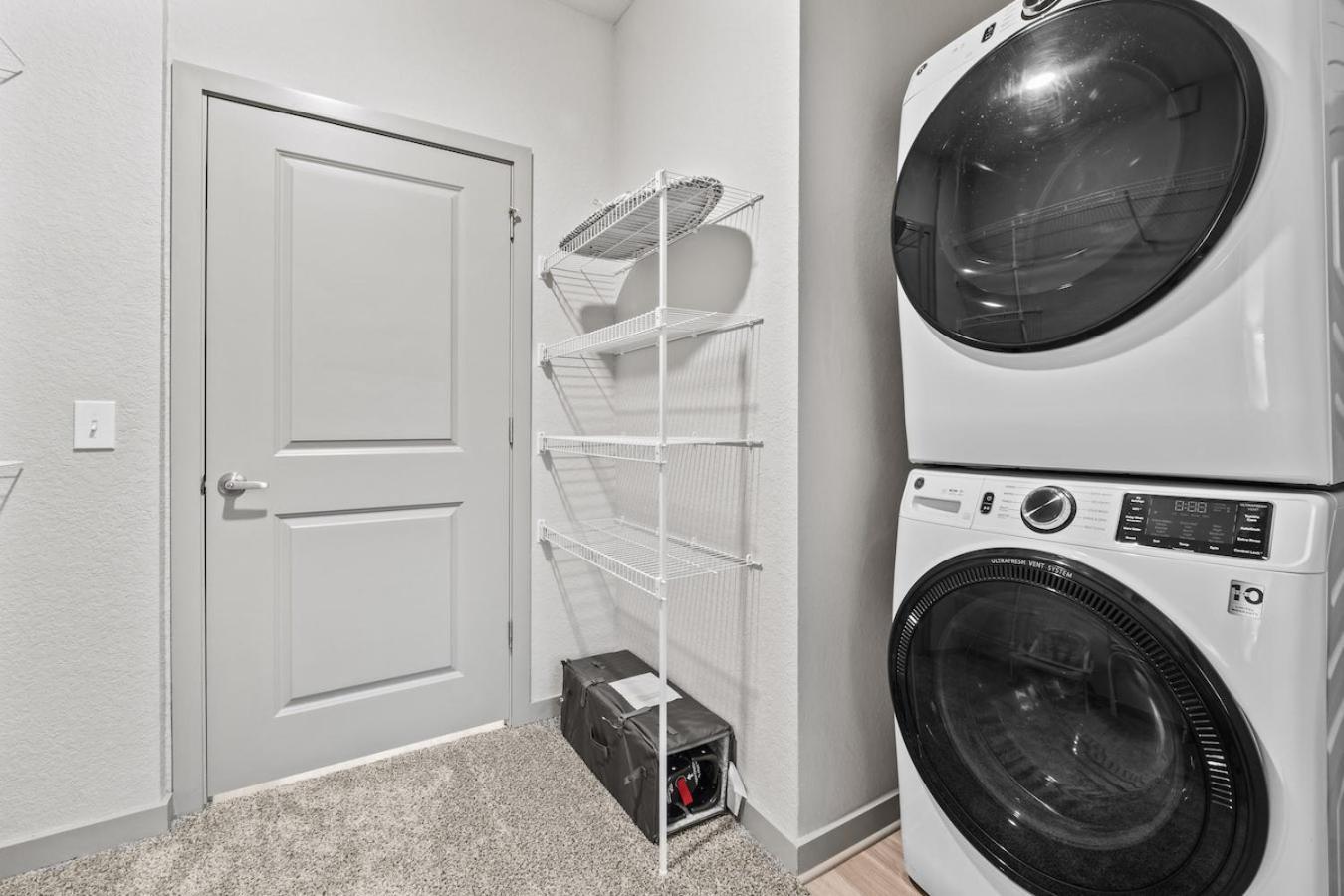 Tropicana Field 1 Bed In Downtown St Pete With Free Parking Сент-Питерсберг Экстерьер фото