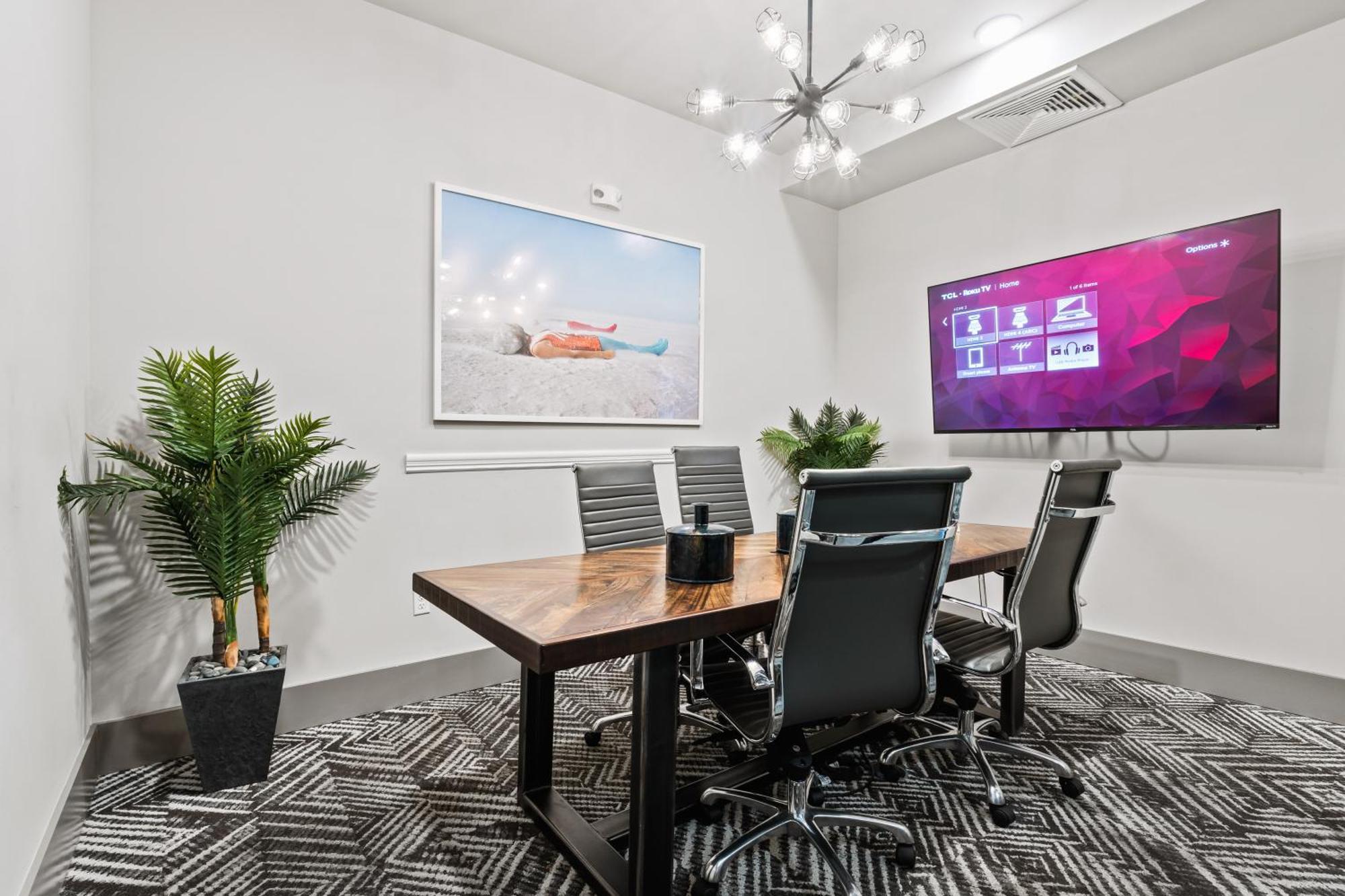 Tropicana Field 1 Bed In Downtown St Pete With Free Parking Сент-Питерсберг Экстерьер фото