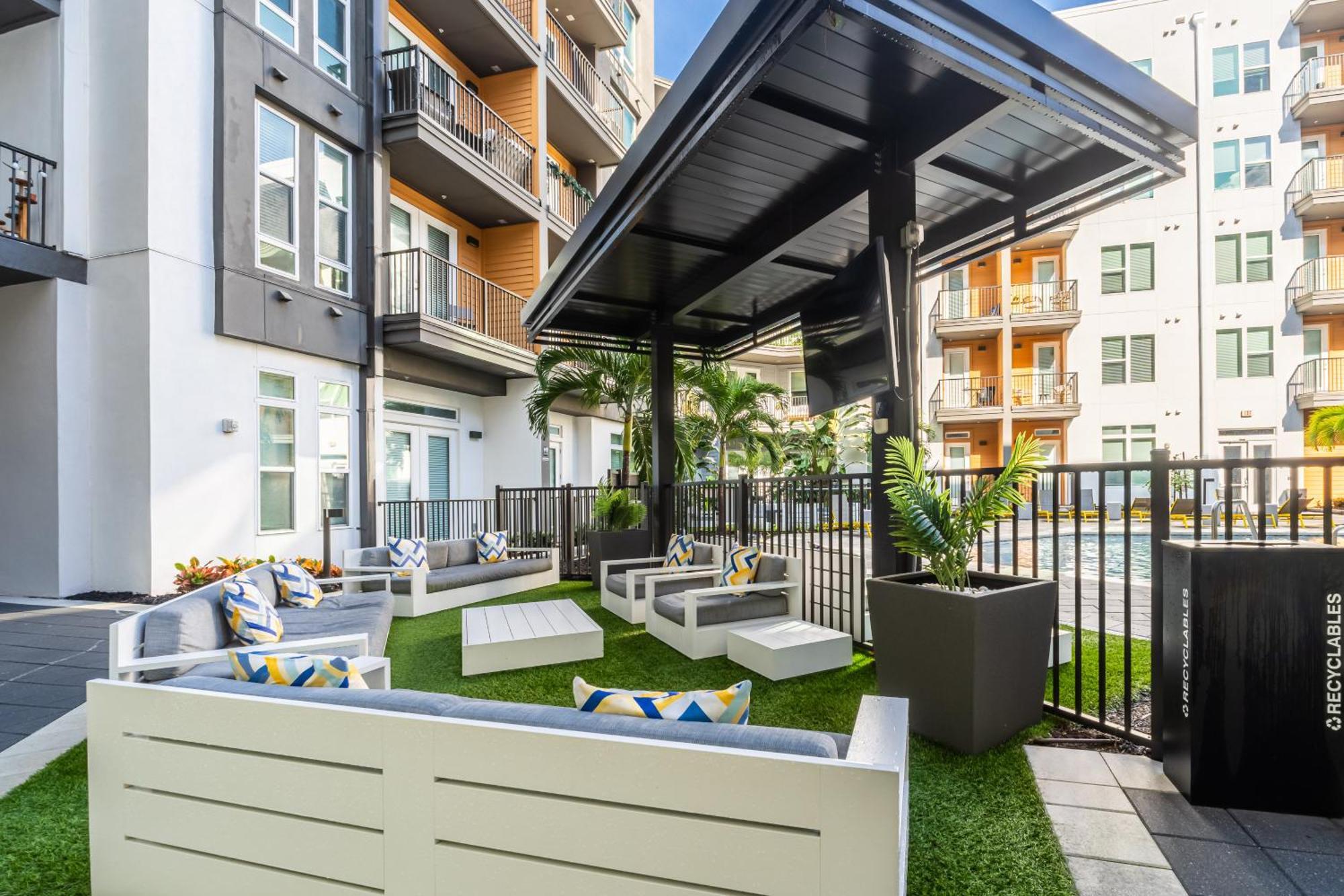 Tropicana Field 1 Bed In Downtown St Pete With Free Parking Сент-Питерсберг Экстерьер фото